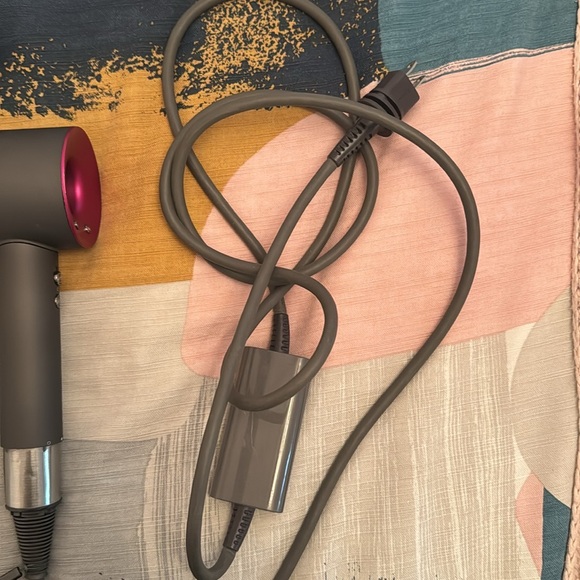 Dyson hair dryer for sale - Picture 4 of 4